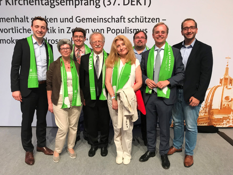 v.l.n.r.: Paul Ziemiak MdB, Renate Havertz, Henning Aretz (EAK-Landesvors.), Hans Leyendecker (Prsident Dt. Ev. Kirchentag), Helga Schuhmann-Wessolek, Frank Gollnick, Thomas Rachel (EAK-Bundesvors.) und Daniel Rabe